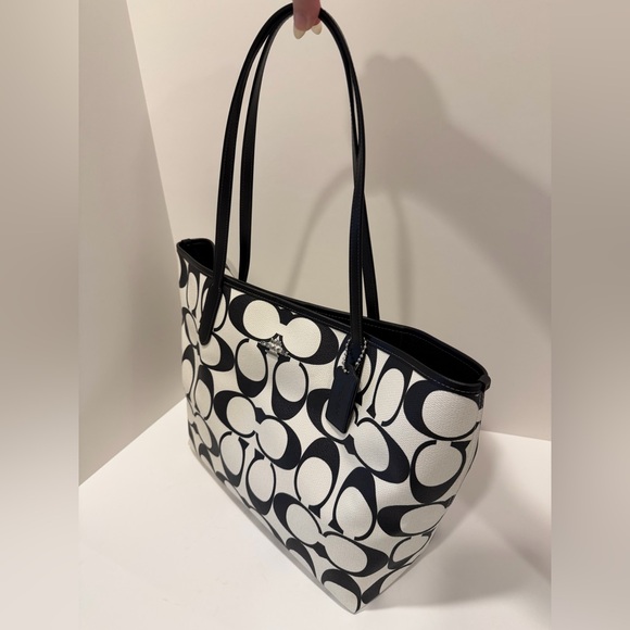 NWT Coach Black and White Signature Max City Tote Bag - Picture 4 of 11